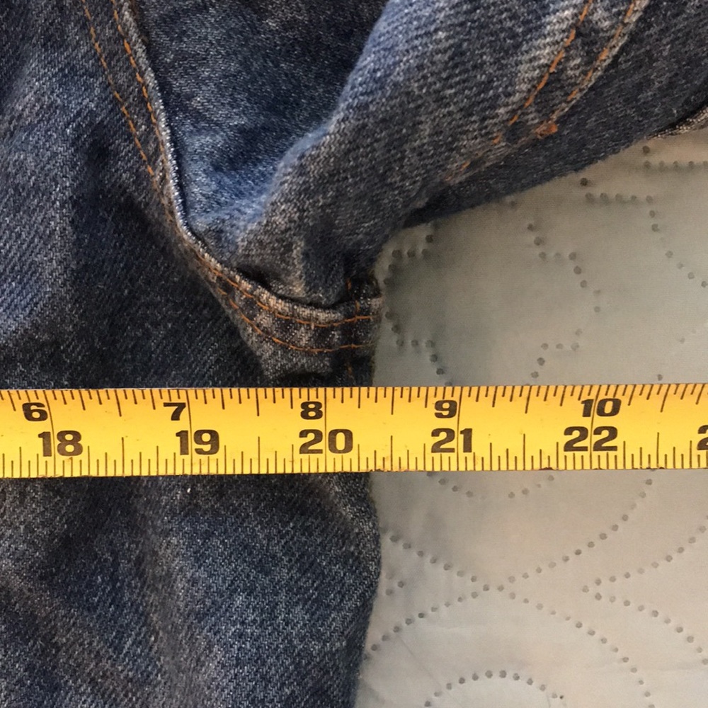 Vintage Levi Strauss Levi’s Blue Denim Trucker Jacket Coat Size M 40 R… - Picture 14 of 16